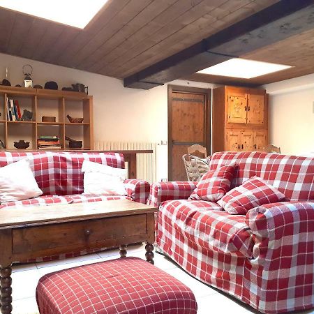 Apartament Chez Soi Taverna Alloggio A Courmayeur Zewnętrze zdjęcie