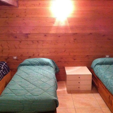 Apartament Chez Soi Taverna Alloggio A Courmayeur Zewnętrze zdjęcie